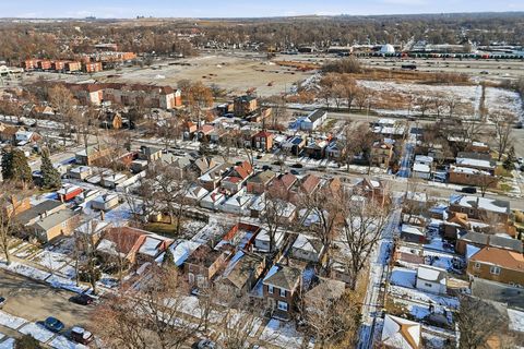 Tiny photo for 14525 S Michigan Avenue, Riverdale, IL 60827 (MLS # 12533973)