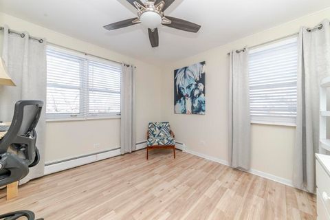 Tiny photo for 434 Gaylin Court, Bensenville, IL 60106 (MLS # 12581175)