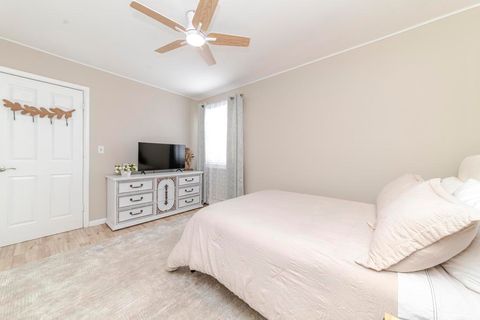 Tiny photo for 434 Gaylin Court, Bensenville, IL 60106 (MLS # 12581175)