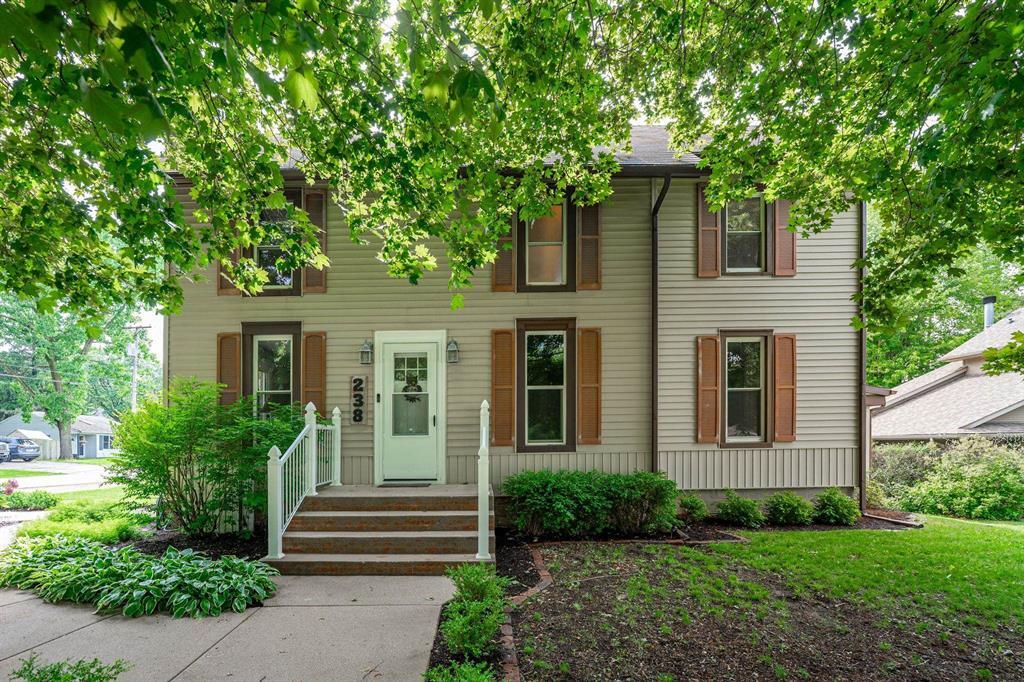 238 S Walnut Street