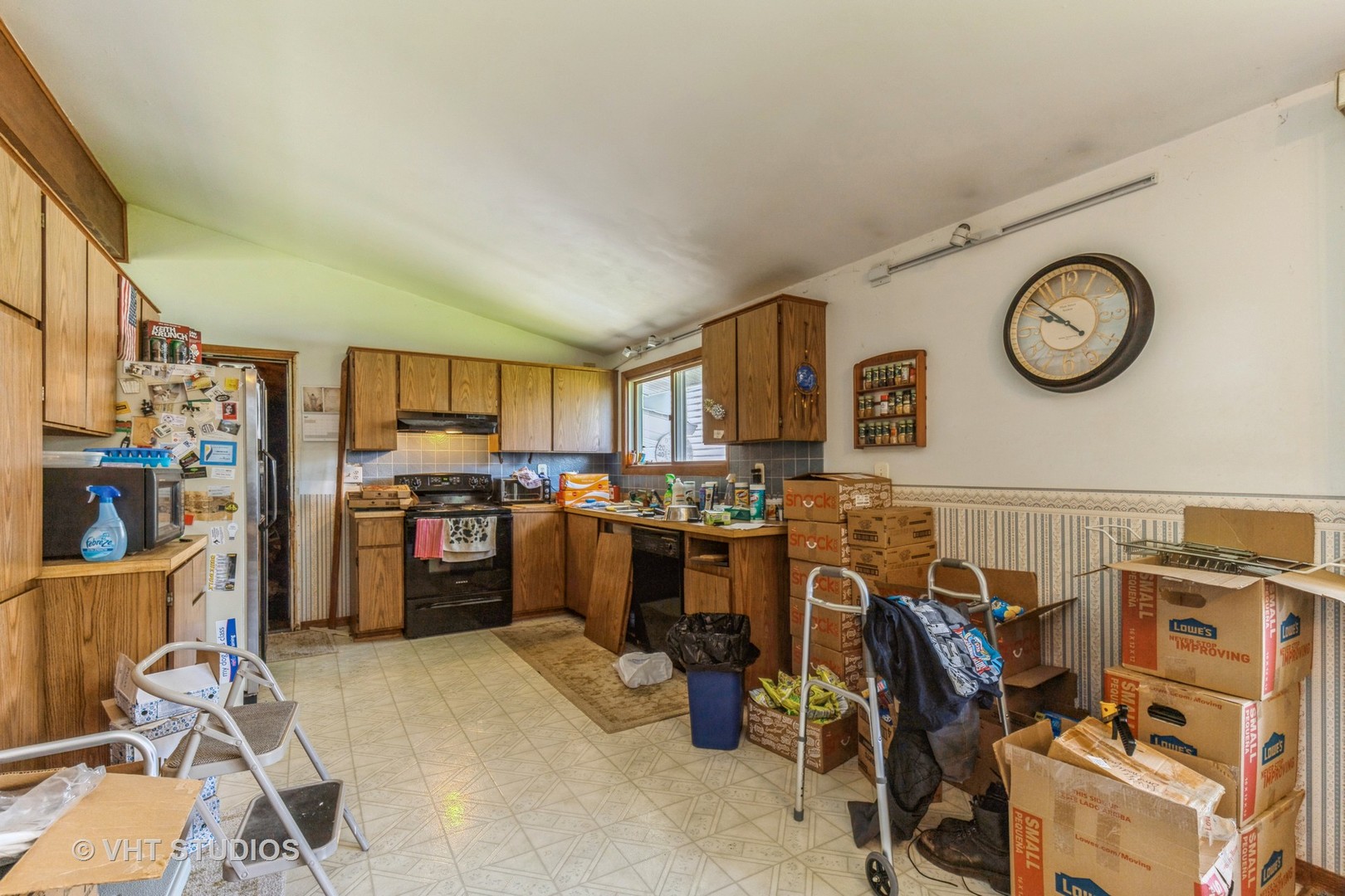 907 W North Avenue