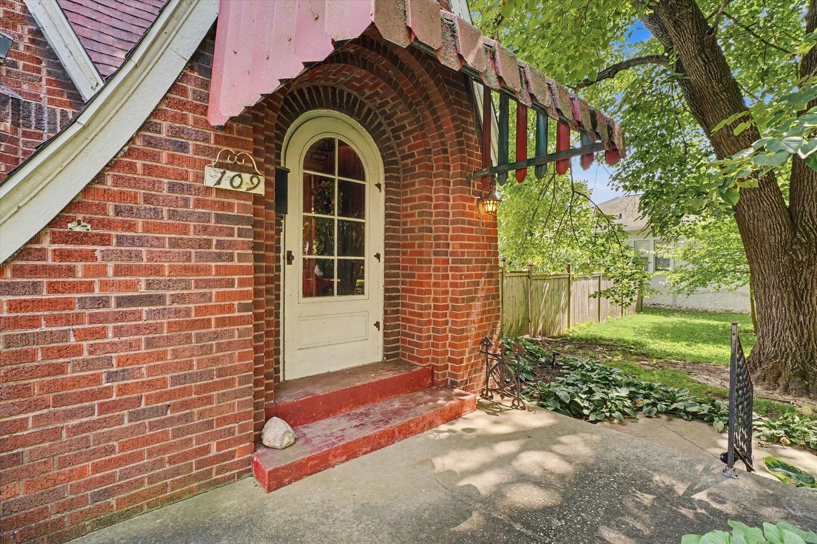 109 N Pine Street