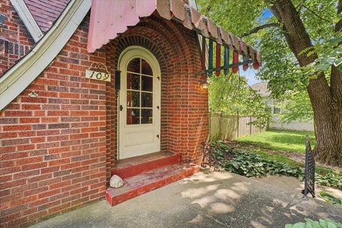 Tiny photo for 109 N Pine Street, Villa Grove, IL 61956 (MLS # 12739548)