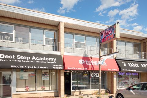 Photo of 10448 W Cermak Road #2R, Westchester, IL 60154 (MLS # 12499362)