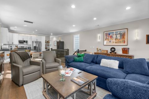 Tiny photo for 943 W Montana Street #3, Chicago, IL 60614 (MLS # 12496376)