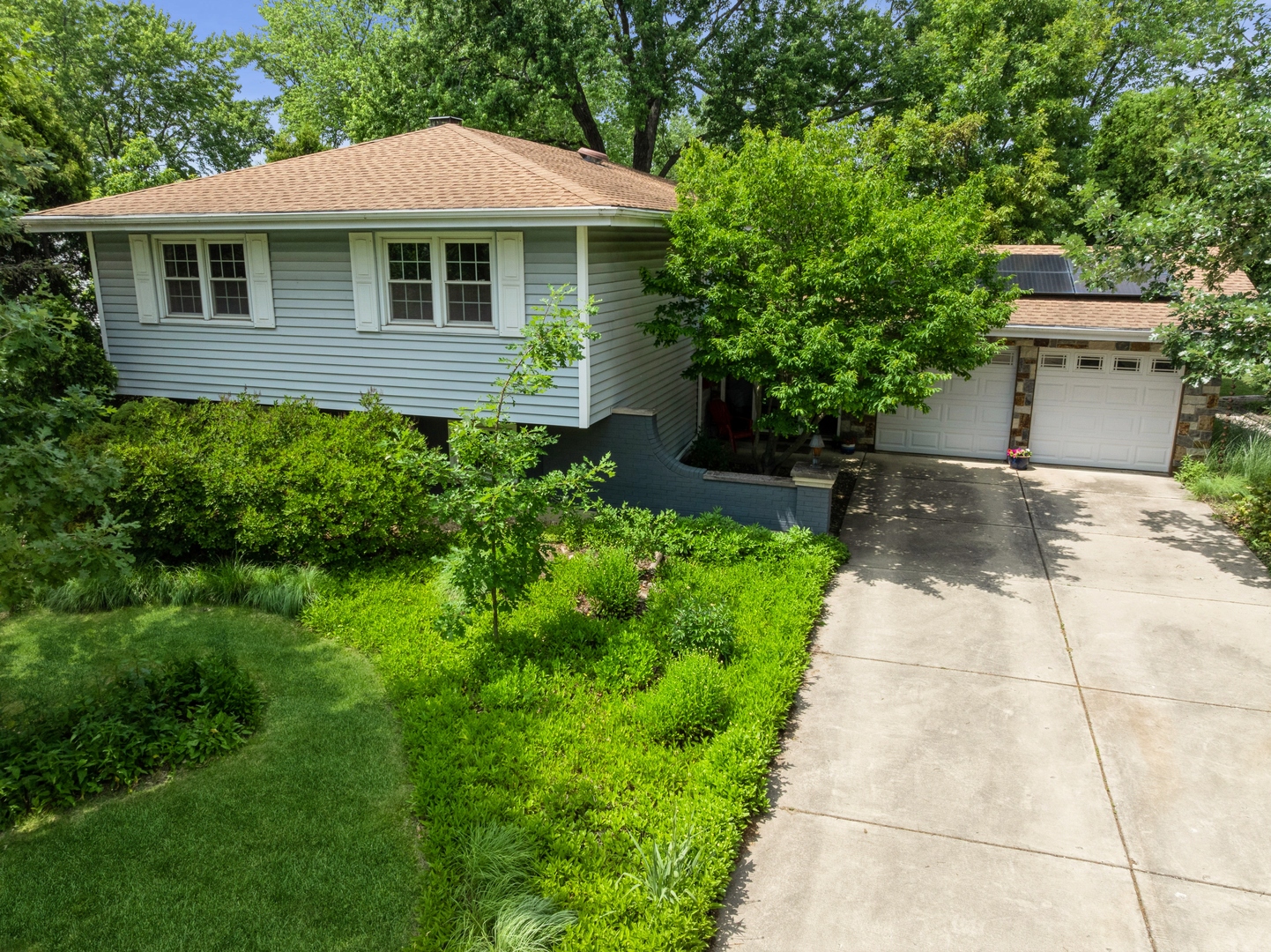 1320 Rosedale Lane