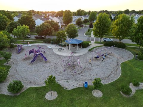 Tiny photo for 136 Lilac Street, Bolingbrook, IL 60490 (MLS # 12414393)