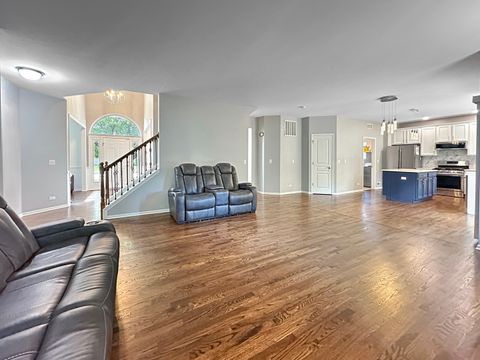 Tiny photo for 136 Lilac Street, Bolingbrook, IL 60490 (MLS # 12414393)