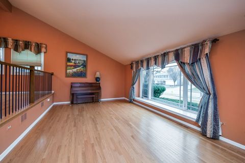 Tiny photo for Wheaton, IL 60187 (MLS # 12577645)