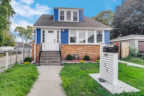 Photo of 35 S 16th Avenue, Maywood, IL 60153 (MLS # 12521051)