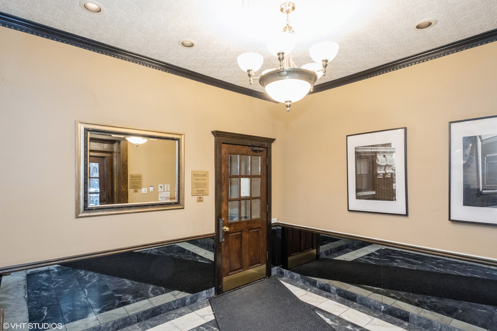 647 W Sheridan Road 1E