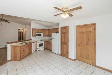 Tiny photo for 3502 Ridge Road, Island Lake, IL 60042 (MLS # 12601778)