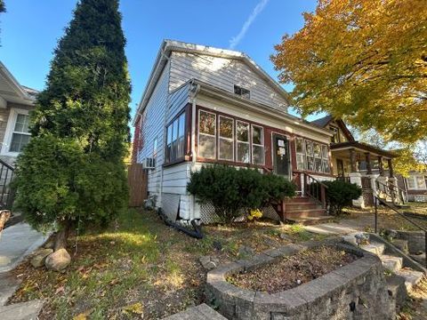 Tiny photo for 716 Wilcox Street, Joliet, IL 60435 (MLS # 12535231)