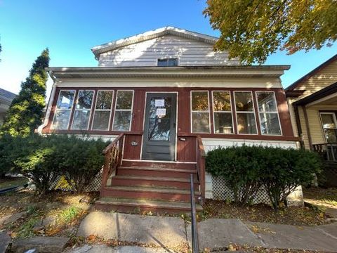 Photo of 716 Wilcox Street, Joliet, IL 60435 (MLS # 12535231)