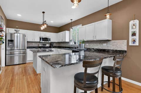 Tiny photo for 1597 W Hartsburg Lane, North Aurora, IL 60542 (MLS # 12676125)