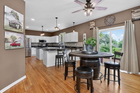 Tiny photo for 1597 W Hartsburg Lane, North Aurora, IL 60542 (MLS # 12676125)
