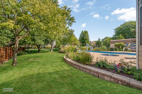Tiny photo for 1501 Clarkson Court, Naperville, IL 60565 (MLS # 12499866)