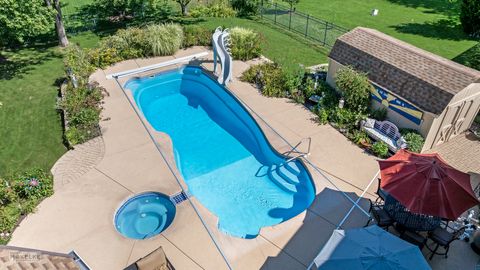 Tiny photo for 1501 Clarkson Court, Naperville, IL 60565 (MLS # 12499866)