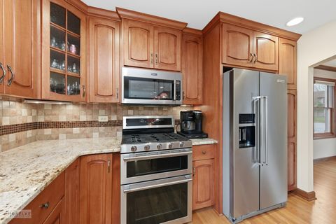 Tiny photo for 1501 Clarkson Court, Naperville, IL 60565 (MLS # 12499866)