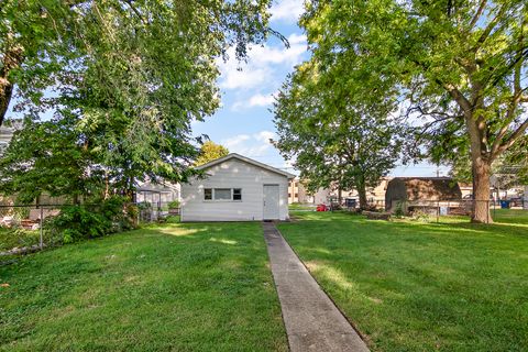 Tiny photo for 236 N Michigan Avenue, Bradley, IL 60915 (MLS # 12467056)