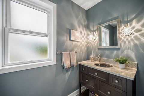 Tiny photo for 128 Parkview Road, Glenview, IL 60025 (MLS # 12607382)