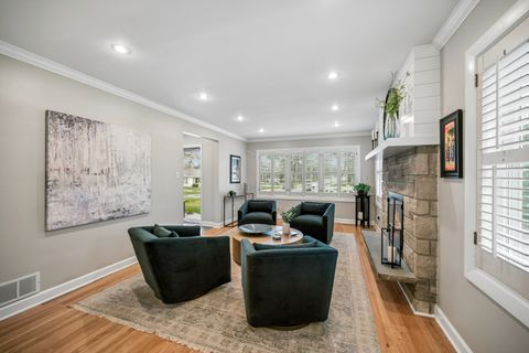 Tiny photo for 128 Parkview Road, Glenview, IL 60025 (MLS # 12607382)