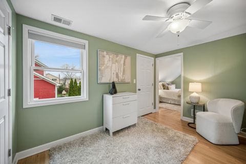 Tiny photo for 128 Parkview Road, Glenview, IL 60025 (MLS # 12607382)