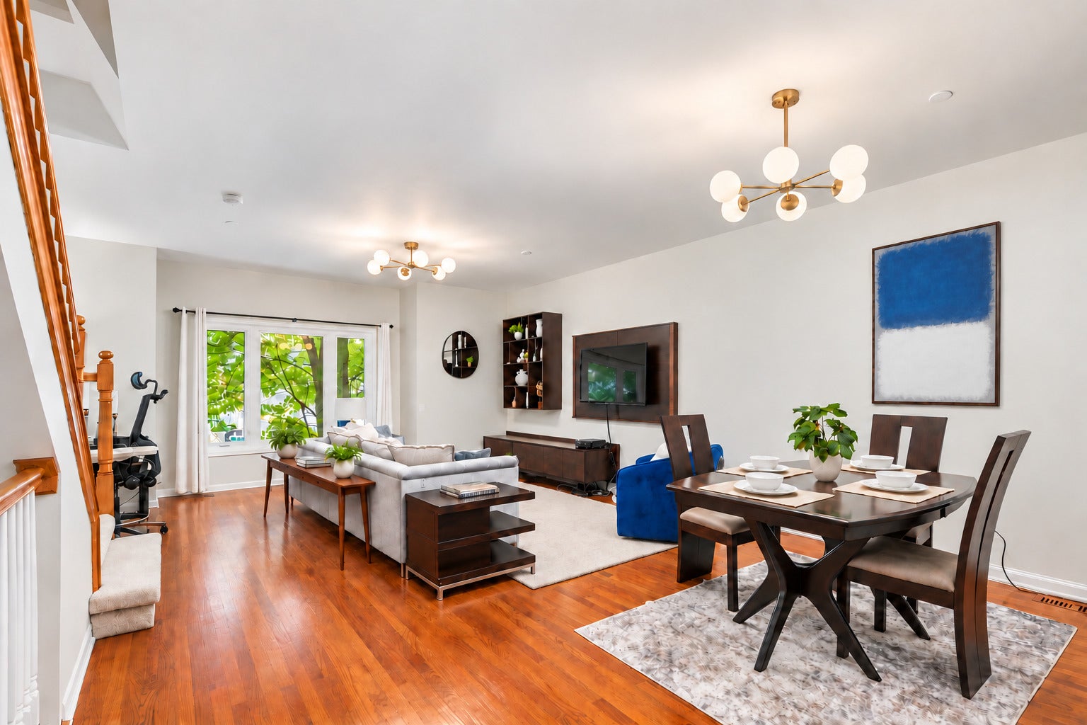 1192 Clarence Avenue 7