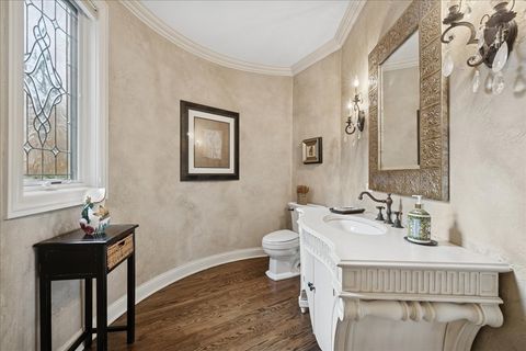 Tiny photo for 2041 Tremont Court, Libertyville, IL 60048 (MLS # 12505071)