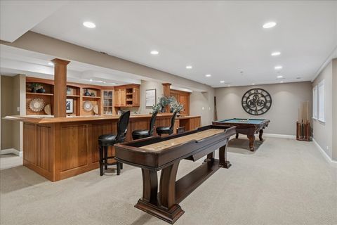 Tiny photo for 2041 Tremont Court, Libertyville, IL 60048 (MLS # 12505071)