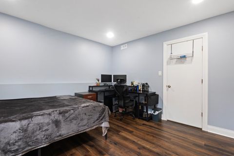 Tiny photo for 2004 E Parkview Circle, Hoffman Estates, IL 60169 (MLS # 12507420)