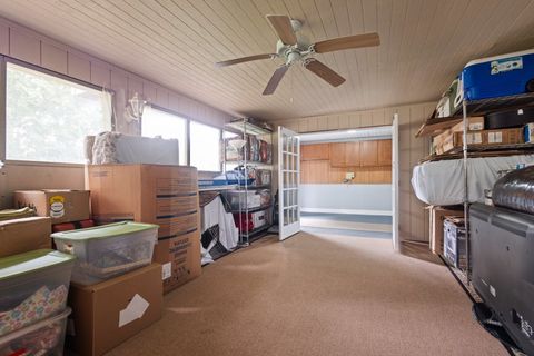 Tiny photo for 2004 E Parkview Circle, Hoffman Estates, IL 60169 (MLS # 12507420)