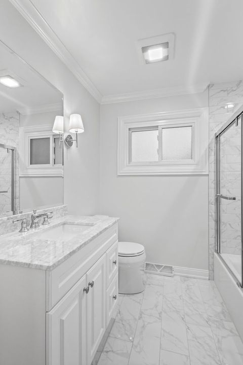 Tiny photo for 223 Kenloch Avenue, Libertyville, IL 60048 (MLS # 12502443)