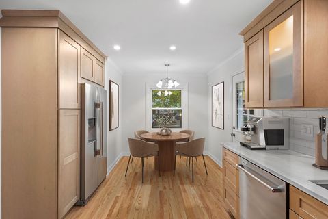 Tiny photo for 223 Kenloch Avenue, Libertyville, IL 60048 (MLS # 12502443)