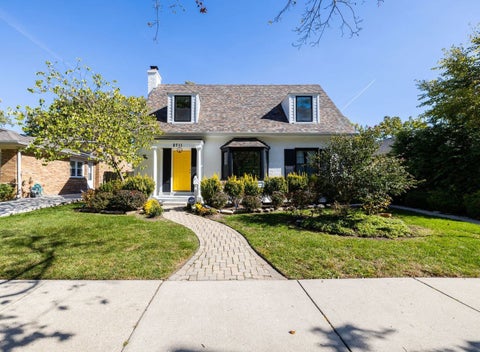 Photo of 8711 Keeler Avenue, Skokie, IL 60076 (MLS # 12769041)