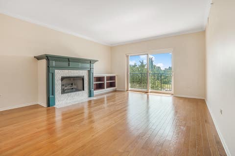 Tiny photo for 145 S York Street #420, Elmhurst, IL 60126 (MLS # 12717667)