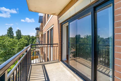 Tiny photo for 145 S York Street #420, Elmhurst, IL 60126 (MLS # 12717667)