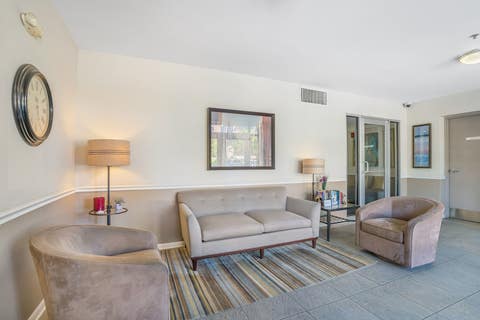 Tiny photo for 145 S York Street #420, Elmhurst, IL 60126 (MLS # 12717667)
