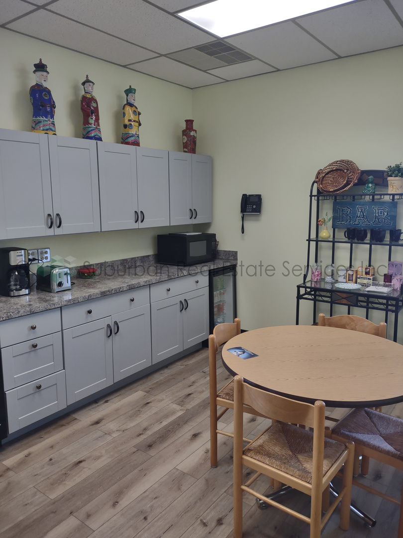 2111 Plum Street 255