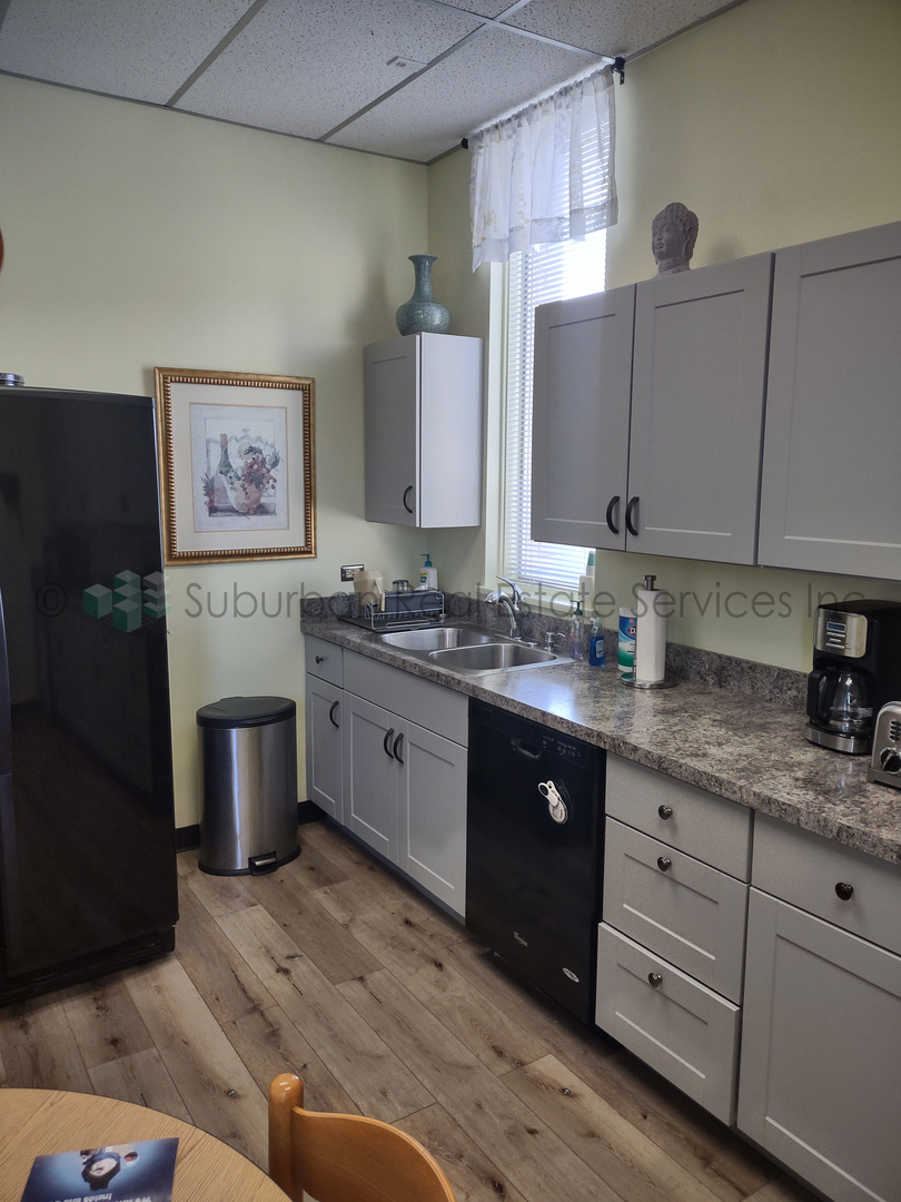 2111 Plum Street 255