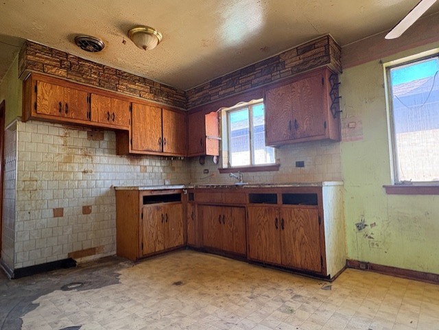 3709 W 66th Place