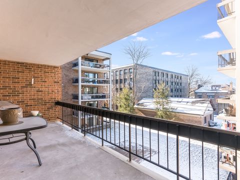 Tiny photo for 1020 N Harlem Avenue #3C, River Forest, IL 60305 (MLS # 12556474)