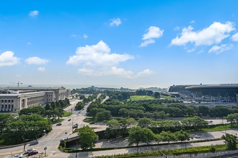 Tiny photo for 1335 S PRAIRIE Avenue #1504, Chicago, IL 60605 (MLS # 12506787)