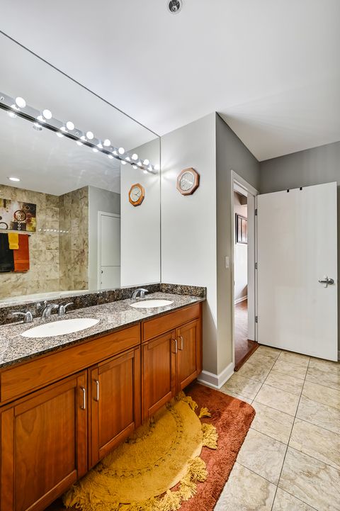Tiny photo for 1335 S PRAIRIE Avenue #1504, Chicago, IL 60605 (MLS # 12506787)