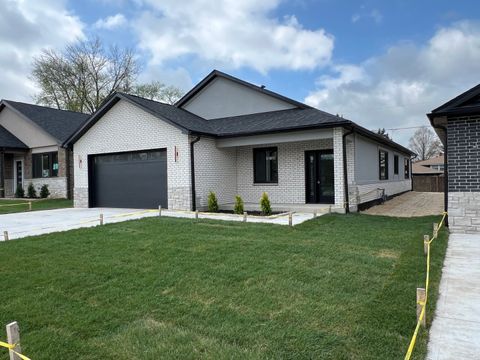 Tiny photo for 10718 S Worth Avenue, Worth, IL 60482 (MLS # 12437768)