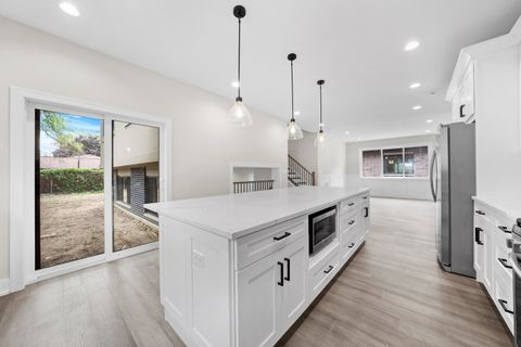 Tiny photo for 10718 S Worth Avenue, Worth, IL 60482 (MLS # 12437768)