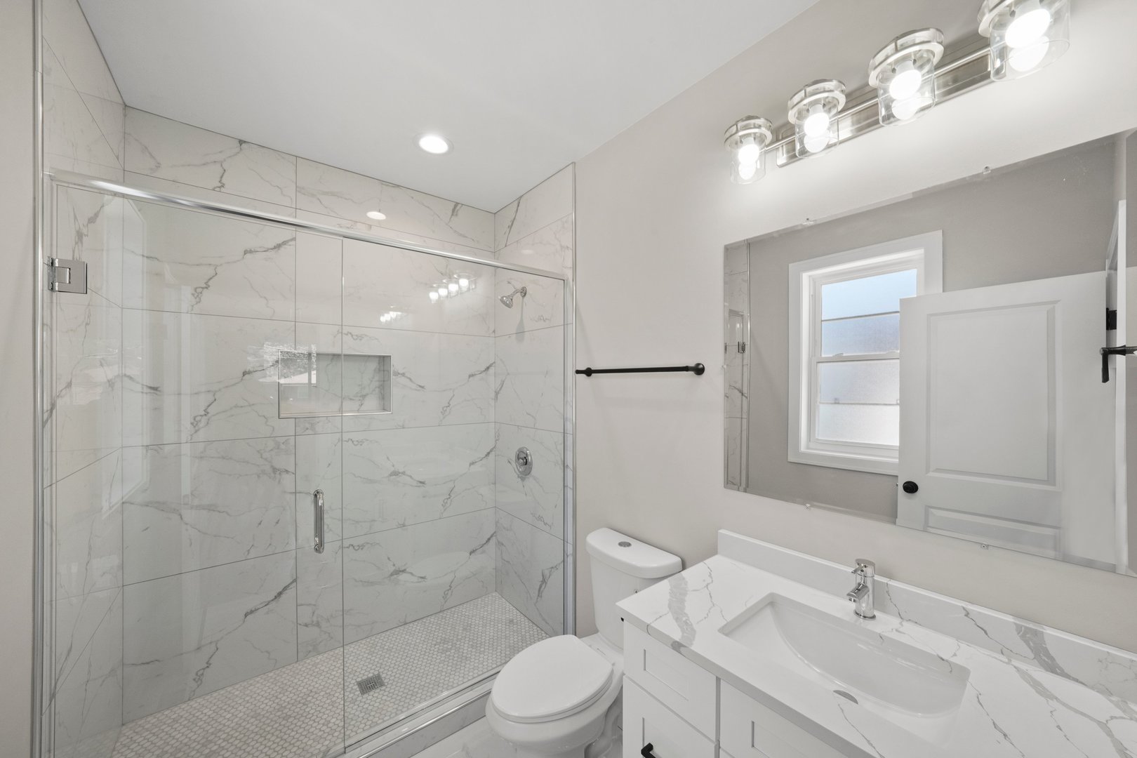 10718 S Worth Avenue