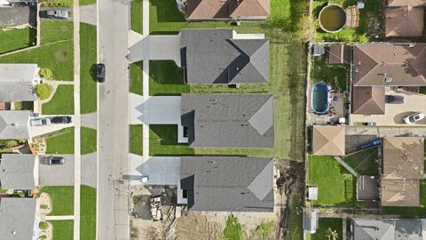 Tiny photo for 10718 S Worth Avenue, Worth, IL 60482 (MLS # 12437768)