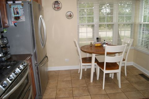 Tiny photo for Buffalo Grove, IL 60089 (MLS # 12607557)