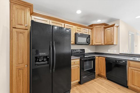 Tiny photo for 2208 S Cyprus Point #2208, Urbana, IL 61802 (MLS # 12504913)